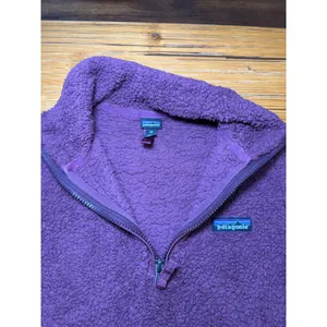 Patagonia Women's XS Fuzzy‎ Fleece Pullover Sweater Marsupial Berry thumbnail 10