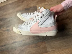 nike shoes  thumbnail 5