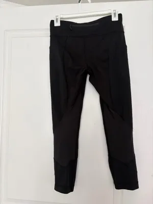 Black Lululemon Cropped Leggings thumbnail 5