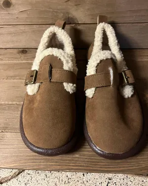 Women's fluffy trim moccasins size 230/ 6.5 Tan thumbnail 2
