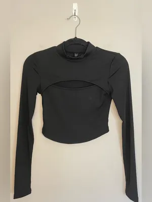 SHEIN Mock Neck Cut-Out Rib Knit Crop Top, Black, Size XS, NWOT thumbnail 3