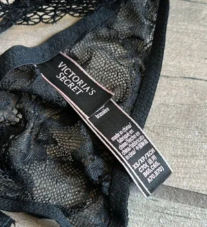 Victoria secret very sexy lace bralette thumbnail 4