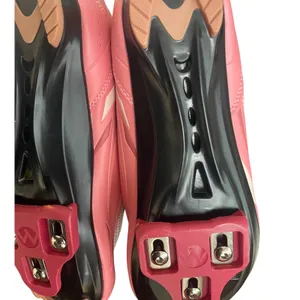 NWOT Outdoor Master pink cycling shoes size 40 (women's 8.5-9) thumbnail 3