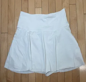 ATHLETA Ace Tennis Skort Skirt 13.5" Long White Size Medium thumbnail 1