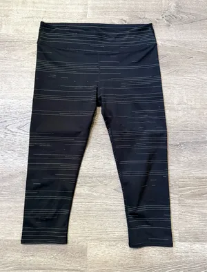 Fabletics Cropped Leggings thumbnail 1