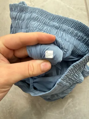 Lululemon Hotty Hot High-Rise Shorts 2.5" thumbnail 3