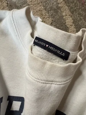 Brandy Melville Firenze oversized crewneck sweatshirt thumbnail 2