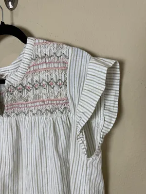 LUCKY Brand Embroidered Short Sleeve Smocked Embroidered Blouse Top Size Small thumbnail 4