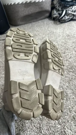 chunky chelsea boots Size 9 thumbnail 5