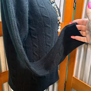 Classic Black Cashmere Cable Knit Sweater Size M thumbnail 5