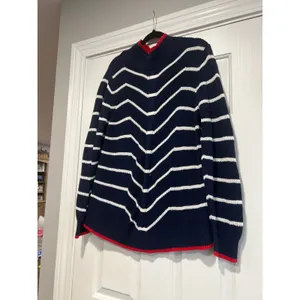 Crown &‎ Ivy sweater size XL thumbnail 2