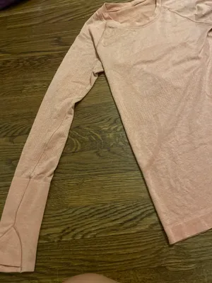 Lululemon Swiftly Tech Long Sleeve thumbnail 2
