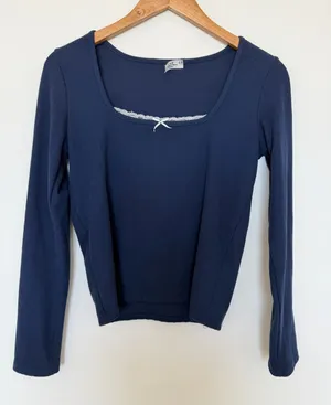 Rebellious Dramer Classic Navy Scoop Neck Long Sleeve Top Blue Size L thumbnail 1