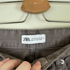 Zara | Taupe Brown Cargo Pants Size 0 Women’s thumbnail 4