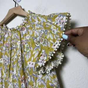 THML Women Cotton Top‎ XS Yellow Floral Ruffle Preppy Garden Party Spring thumbnail 7