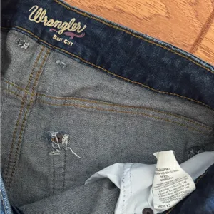 Wrangler Mae Boot Cut Jeans Women’s 32x30 Denim Mid Rise Medium Wash Western thumbnail 2