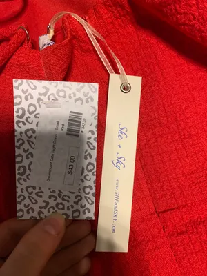 Red Dress thumbnail 4