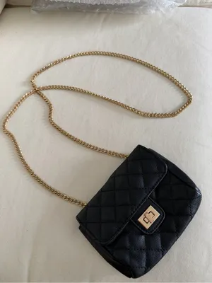 Black Quilted Chain-Shoulder Crossbody Bag thumbnail 7