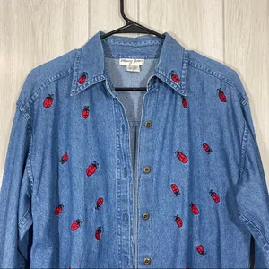 Mary Jane Lady Bug Beetle Embroidered Button Down Chambray Overshirt sz S Small thumbnail 3