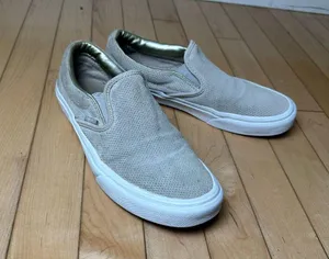 VANS Perforated Suede Classic Slip On Size 8.5 thumbnail 2