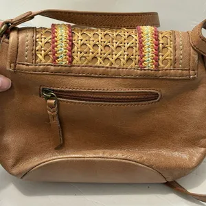 THE SAK Leather Crossbody Bag Pockets Tan Brown Adjustable Cane Ribbon Detail thumbnail 3
