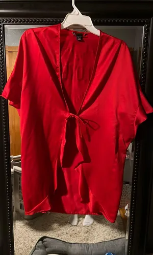 Victoria's Secret Silk Robe thumbnail 3