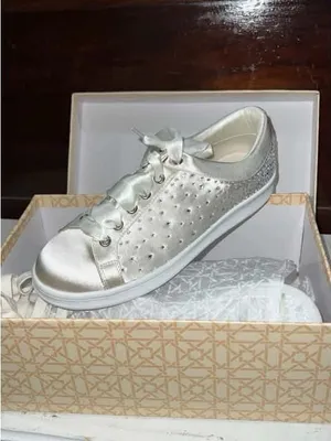 Jewel Badgley Mischka White Satin Crystal-Studded Ribbon Lace Sneakers thumbnail 2