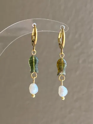 Handmade quality Czech glass beads fish & pearls unique dangle earrings⭐️🐟💕 thumbnail 5