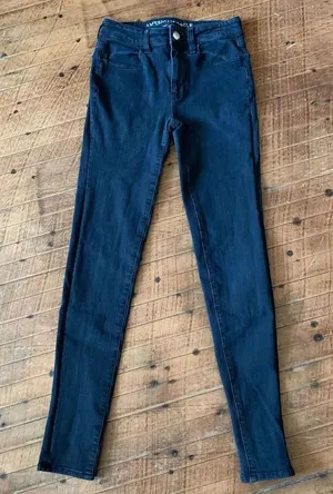 American Eagle size 0 black hi-rise normcore skinny jeans thumbnail 1