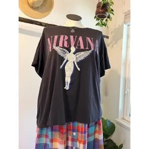 Hennes & Mauritz Nirvana Gray Worn in Oversized Cotton Short Sleeve Graphic Tee Shirt Size XXL thumbnail 8