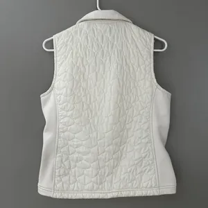 L.L.Bean Women’s S Ivory Thinsulate Vest Full Zip Pockets Lined Solid thumbnail 2
