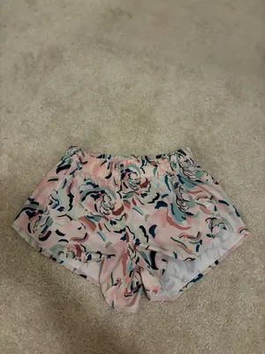 Athleta Hustle 3" Shorts thumbnail 2