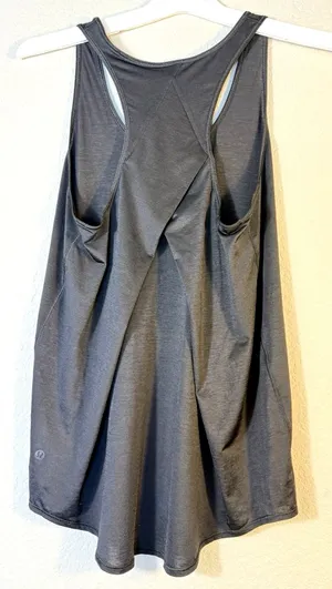 Lululemon Essential Tank Top Pleated Black Sz 4/ 6 YOGA Gym Run thumbnail 4
