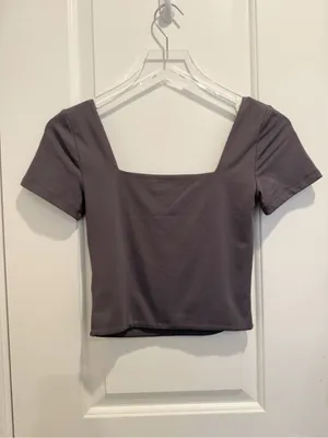ARITZIA BABATON Original Contour Square Neck‎ Tee in Grey Cropped Short Sleeve S thumbnail 3