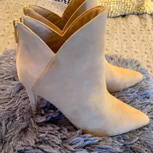 New York & Company Booties Tan Size 8 thumbnail 6
