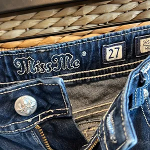 Miss Me Skinny Low-Rise Jean, 27 thumbnail 8