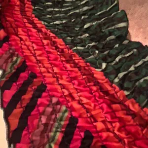Beautiful off the shoulder (summer/100% polyester) Maxi Dress Size 2X.no brand. thumbnail 9