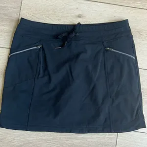 Athleta Black Metro Pull-On Active Skort Skirt Zipper Pockets thumbnail 6