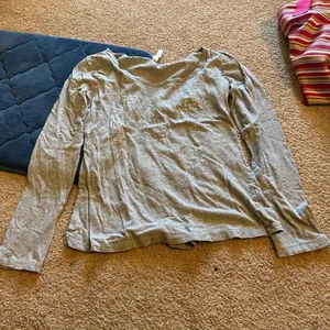 Fabletics small grey tee‎ thumbnail 4