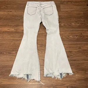 Raw Distressed Hem Flare Button Up Jeans Light Blue Size 31 thumbnail 11