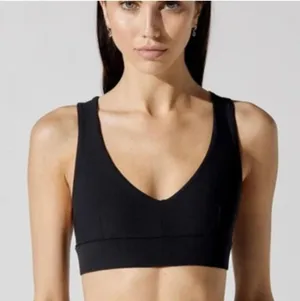 Carbon38 Black V Neck Criss Cross Strappy Black Sports Bra Size S thumbnail 1