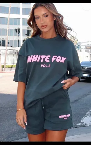 White Fox Set Boutique thumbnail 1