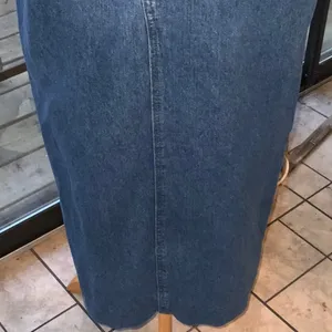 Lee jean skirt thumbnail 2