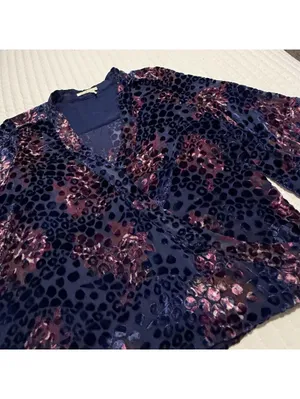 Floreat Anthropologie Floral Purple Velvet Burnout Mock Wrap Blouse Top Sz M thumbnail 13