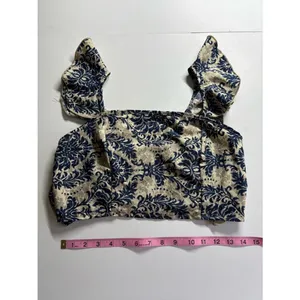 Source Unknown Floral Square Neck Crop Top in Navy and Cream thumbnail 3