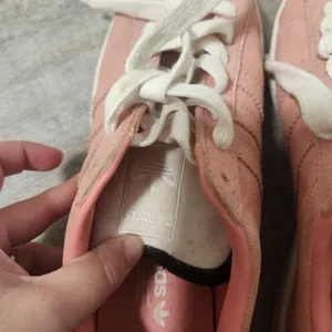 Adidas Pink Campus Sneakers Size 7 thumbnail 9