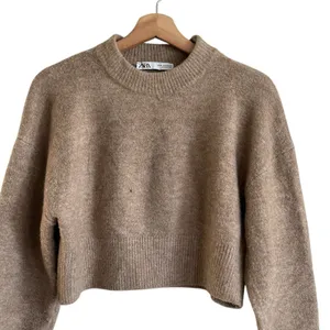 Zara Knit Mock Neck Top Sleek Cropped Brown Long Sleeve Pullover Sweater Size M thumbnail 8