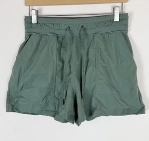 Lululemon Dance Studio High-Rise Short 3.5" Sage Green thumbnail 1