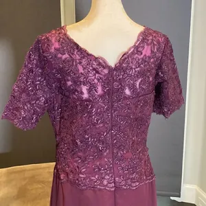 Women’s Full Length Purple Short Sleeve Chiffon Dress Lace Appliqué Size 10 thumbnail 6