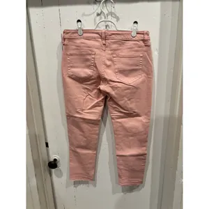 A.n.a. A New Approach Pink Denim Mid-Rise Skinny Ankle Jeans Pants size 6 thumbnail 2